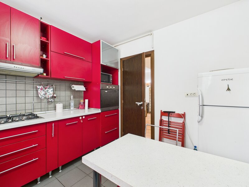 Militari, Uverturii,